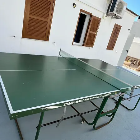 Rose Villa Cala Blanca (Menorca)
