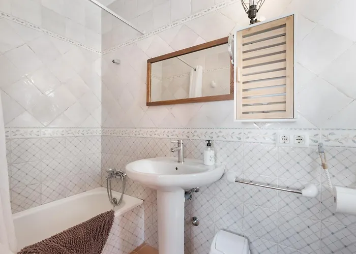 Rose Villa Cala Blanca (Menorca)