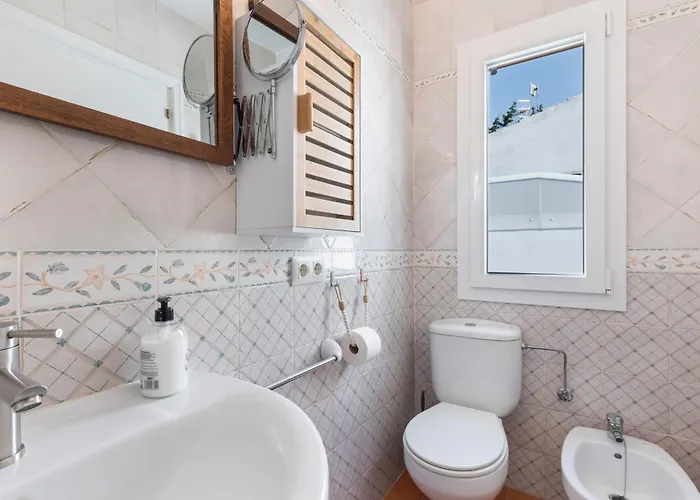 Rose Villa Cala Blanca (Menorca)